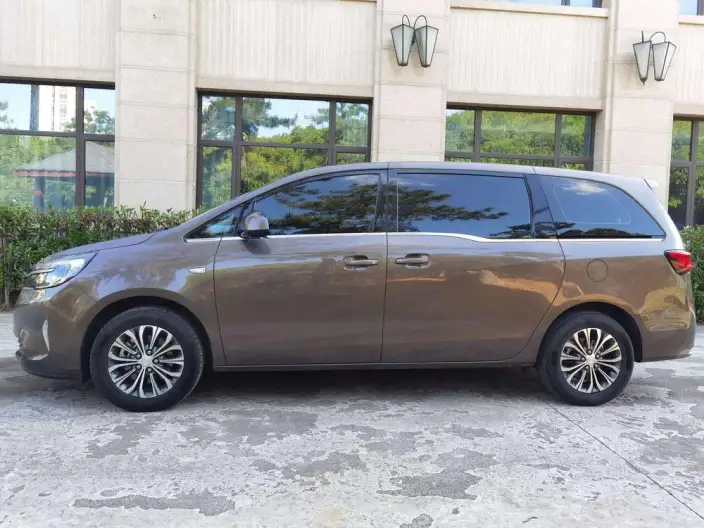Buick GL8 2022 Model Facelift Business class 652T Smart Luxury Model