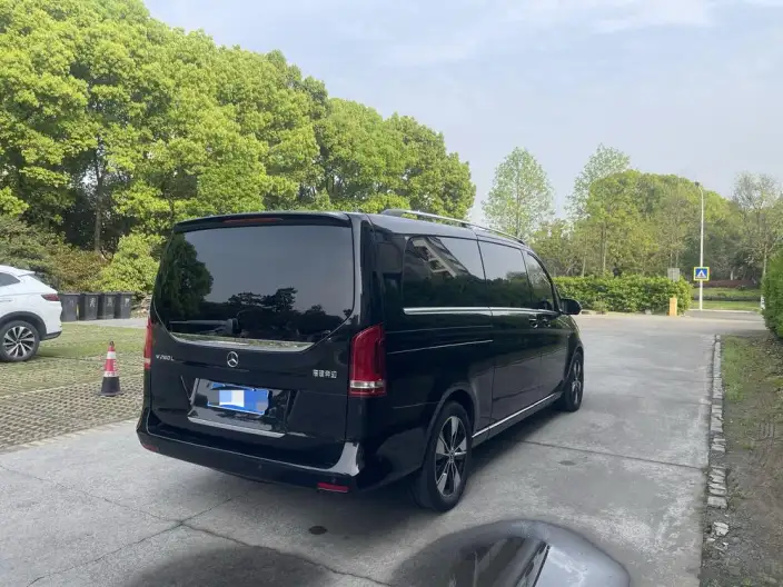 Mercedes-Benz V-Class 2022 Model V 260 L Long wheelbase Deluxe Edition – фото 6