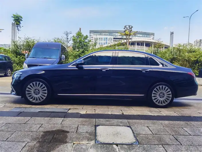 Mercedes-Benz E-Class 2022 Model Facelift II E 300 L Fashion Model sedan