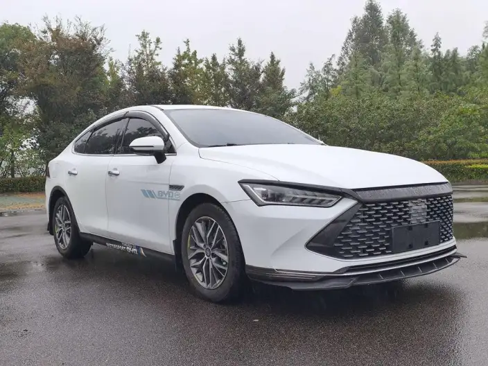 BYD Qin PLUS DM 2021 Model DM-i 55KM Noble Model