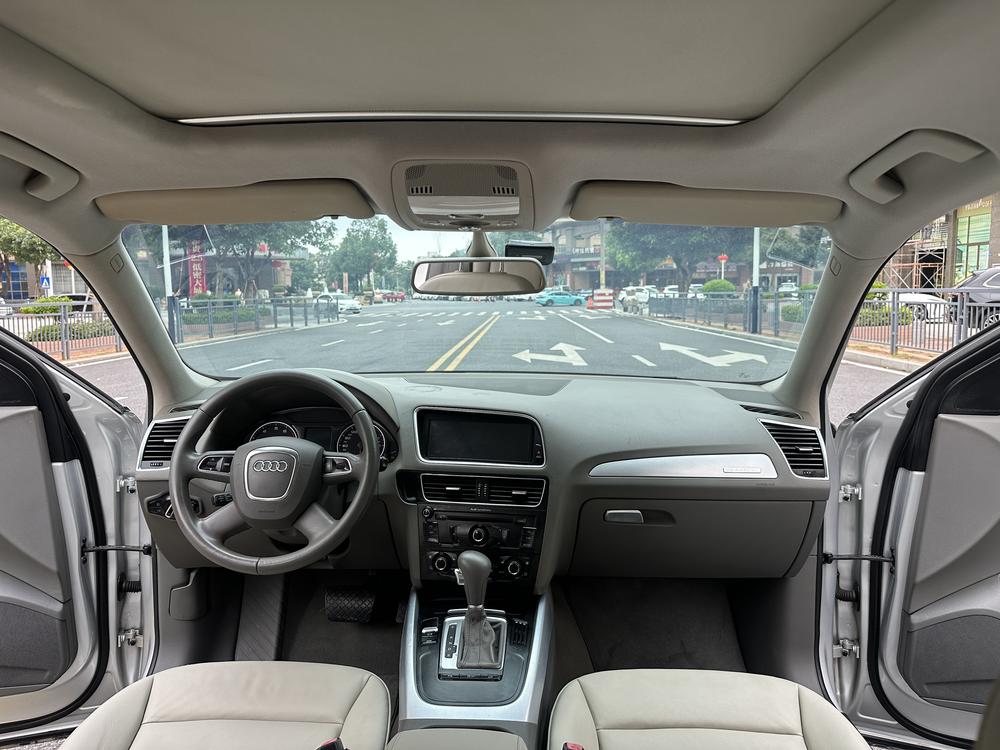 Audi Q5 2012 2.0 TFSI Technology – фото 7