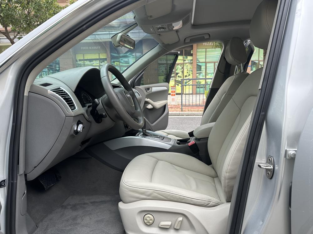 Audi Q5 2012 2.0 TFSI Technology – фото 8