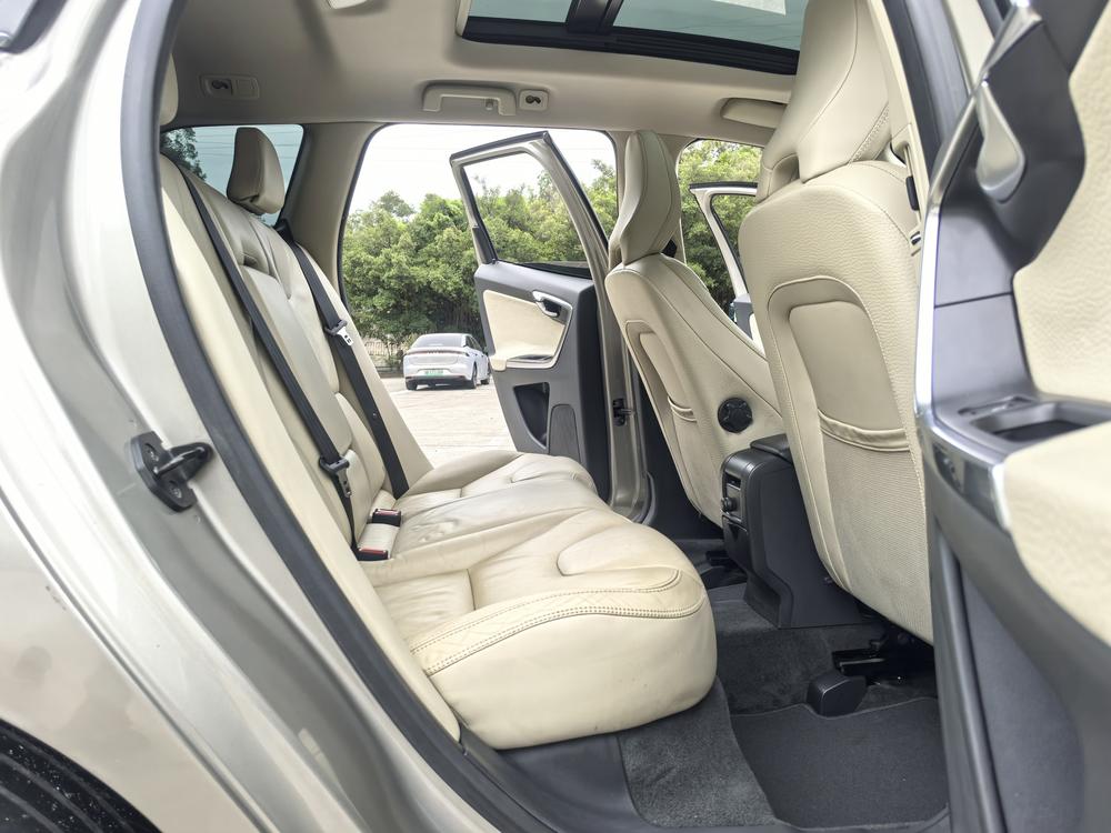 Volvo XC60 import 2013 модификация T5 Smart Elegance Edition – фото 16