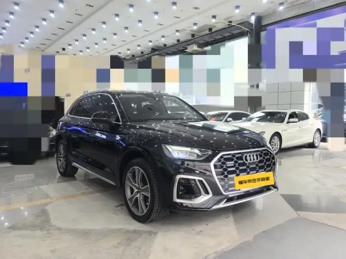 Audi Q5L 2022 Model Facelift 45T Luxury Dynamic Model – фото 3