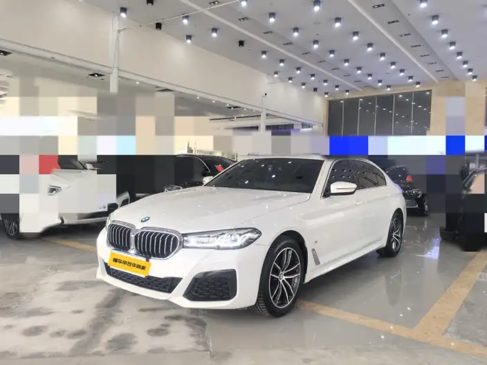 BMW 5 Series 2022 Model Facelift 525Li M Sports Set – фото 1