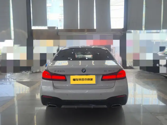 BMW 5 Series 2022 Model Facelift 525Li M Sports Set – фото 6
