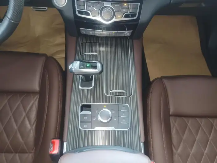 Haval H9 2022 Model 2.0T Petrol 4WD Exclusive Model 5 seat – фото 9