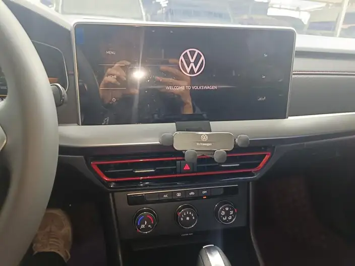 Volkswagen Lavida 2024 Model 300TSI DSG Starry Sky Manyi Edition – фото 9