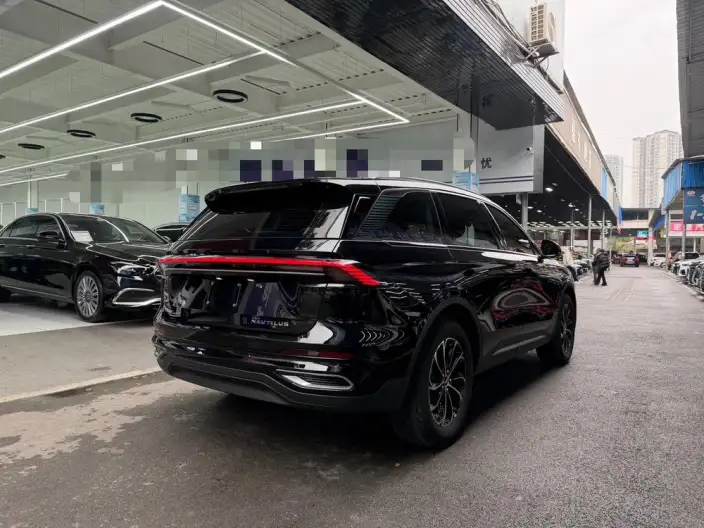 Nautilus 2023 Model 2.0T 4WD Exclusive Edition – фото 6