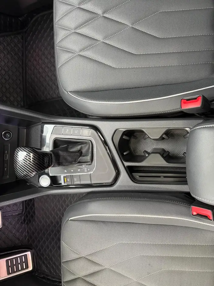 Volkswagen Tiguan L 2024 Model 330TSI 2WD R-Line Enjoy the version more – фото 8