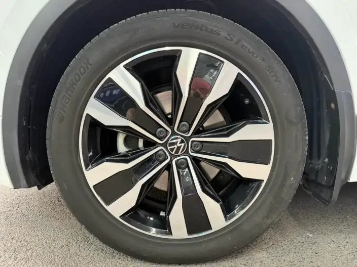 Volkswagen Tiguan L 2024 Model 330TSI 2WD R-Line Enjoy the version more – фото 9