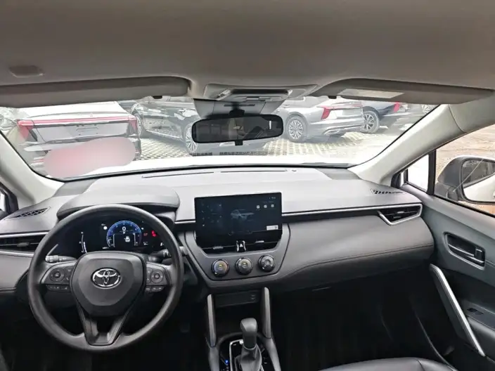 Toyota Corolla Cross 2024 Model 2.0L CVT Pioneer Edition – фото 5