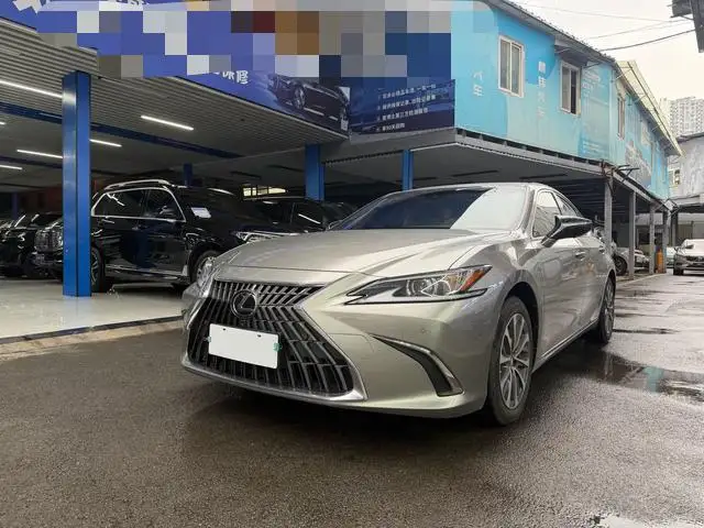 Lexus ES 2022 Model 200 Superior Edition – фото 1