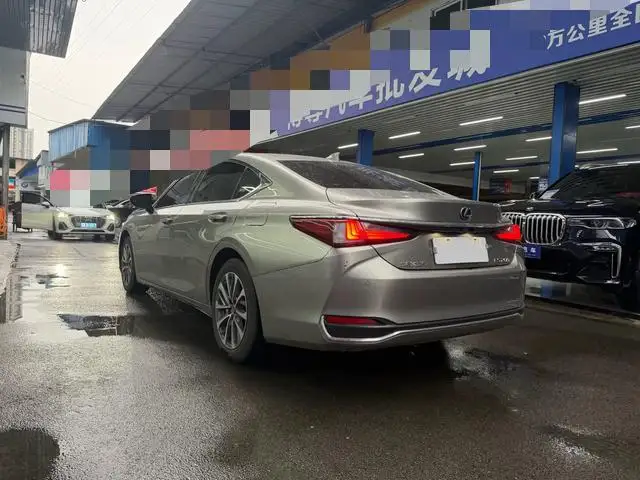 Lexus ES 2022 Model 200 Superior Edition – фото 4