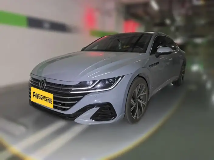 Volkswagen CC 2021 Model 330TSI Dazzling version – фото 1