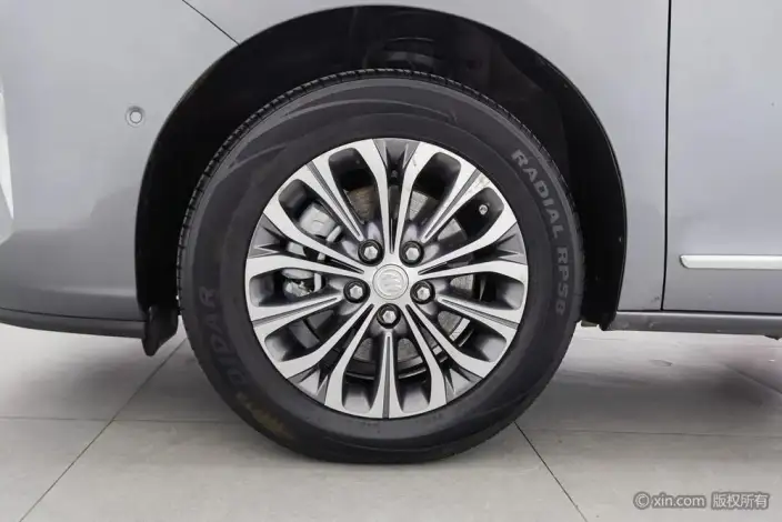 Buick GL8 2022 Model Business class 652T Smart Noble Model – фото 9