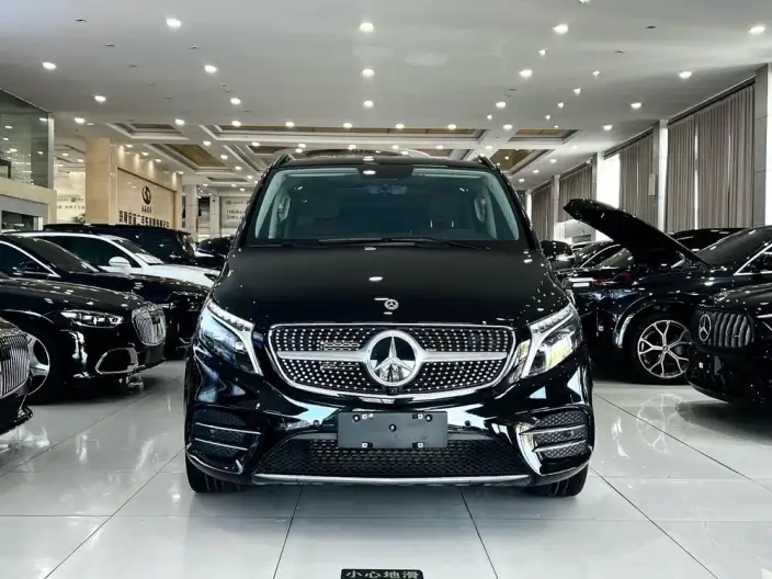 Mercedes-Benz V-Class 2022 Model V 260 L Long wheelbase Deluxe Edition – фото 2