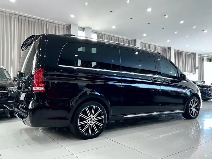 Mercedes-Benz V-Class 2022 Model V 260 L Long wheelbase Deluxe Edition – фото 4