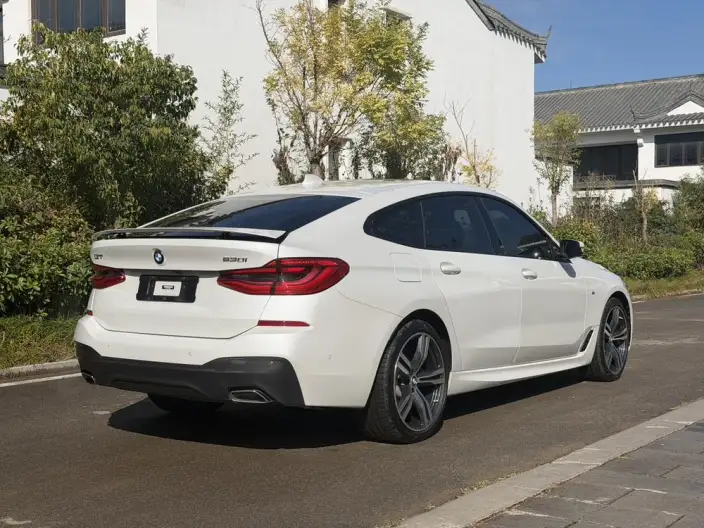 BMW 6 Series GT 2022 Model 630i M Sports Set – фото 7