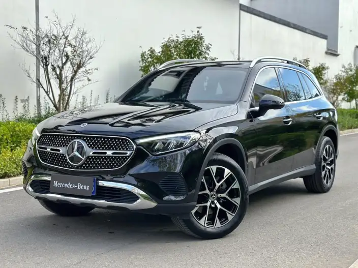 Mercedes-Benz GLC 2024 Model GLC 260 L 4MATIC Dynamic Model 5 seat – фото 1