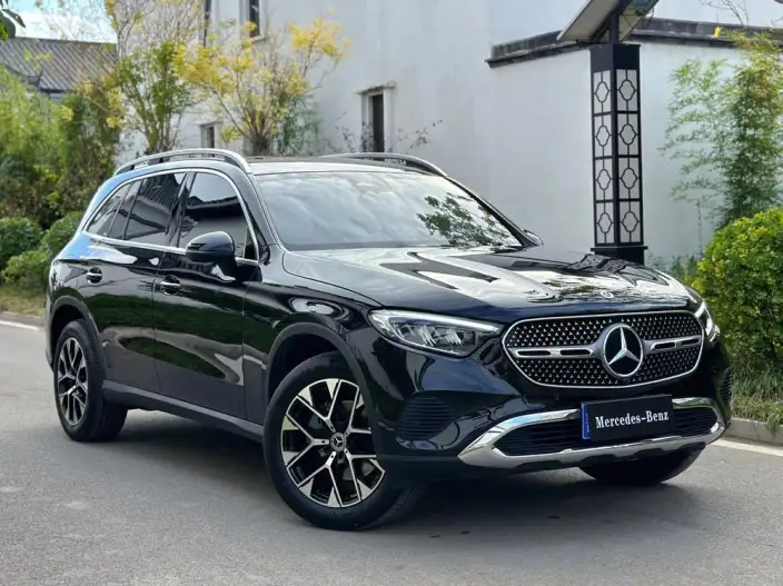 Mercedes-Benz GLC 2024 Model GLC 260 L 4MATIC Dynamic Model 5 seat – фото 3