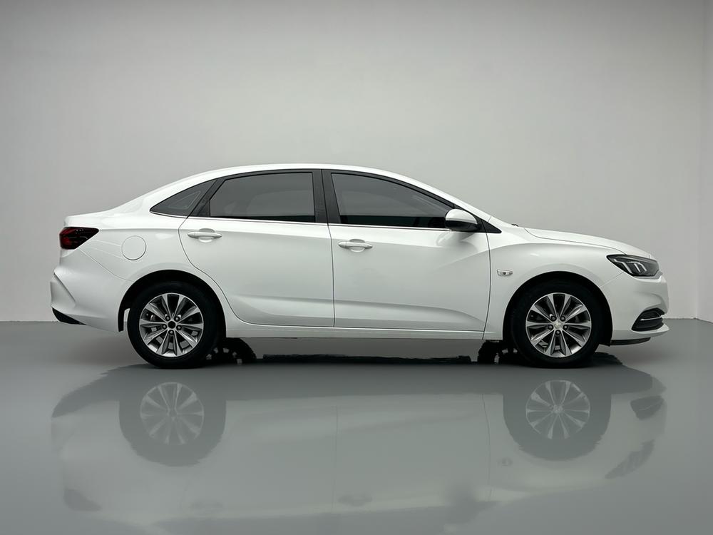 Chevrolet Corolla 2022 320 Automatic Enjoy Sunroof – фото 8