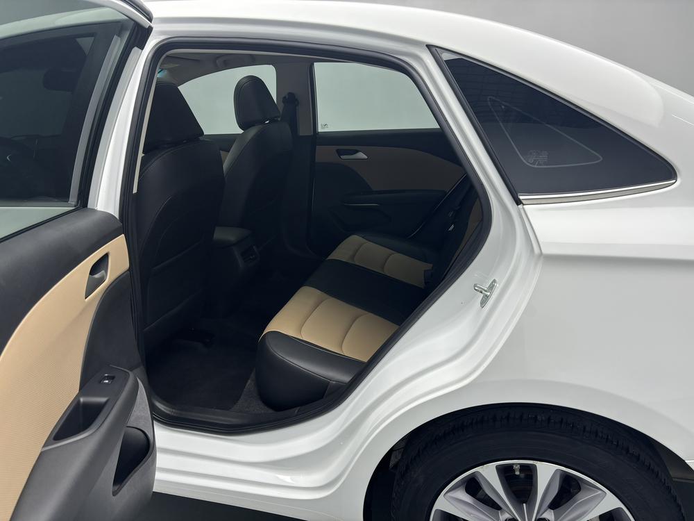 Chevrolet Corolla 2022 320 Automatic Enjoy Sunroof – фото 18