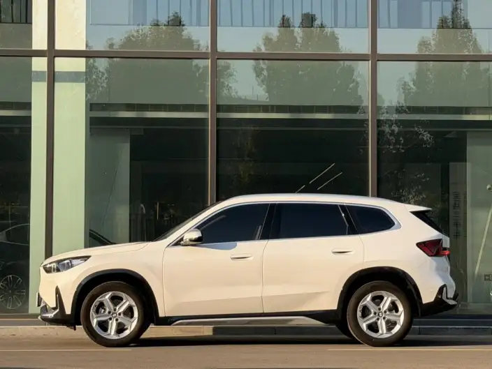 BMW X1 2023 Model sDrive20Li X Design Set – фото 3