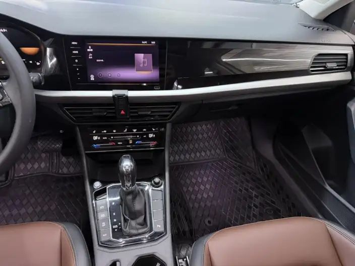 Volkswagen Lavida 2021 Model 280TSI DSG Deluxe Edition – фото 6