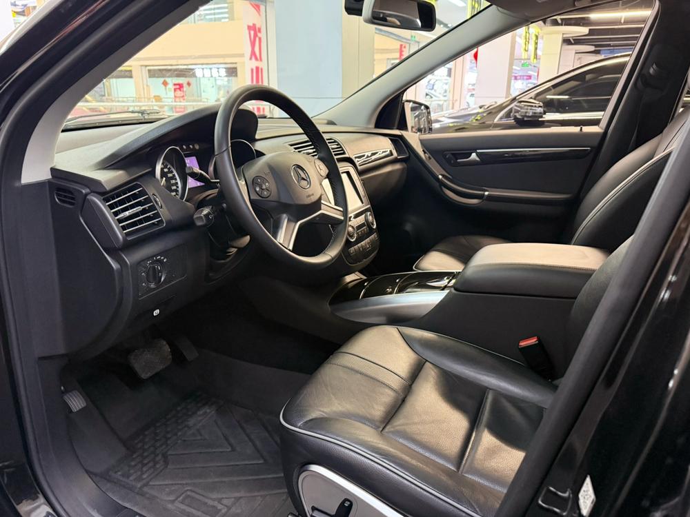 Mercedes-Benz R-Class 2017 модификация R 320 4MATIC Business Collector Edition – фото 7