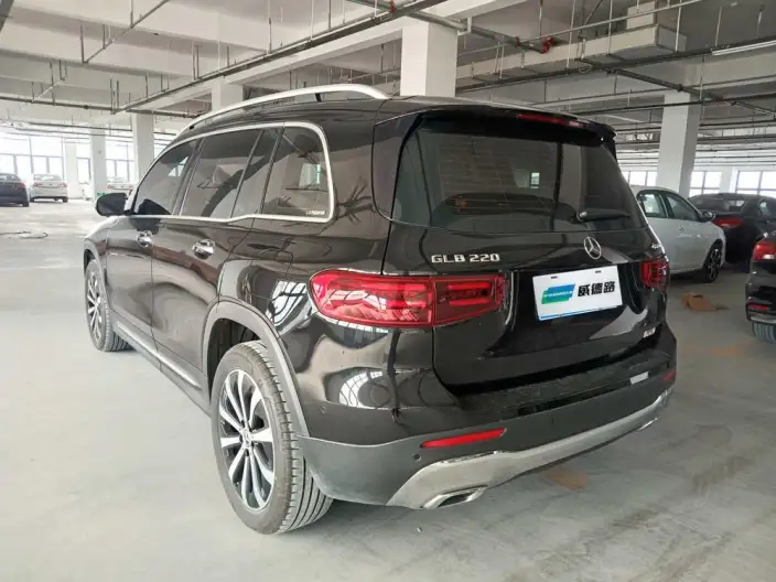 Mercedes-Benz GLB 2024 Model GLB 220 Fashion Model – фото 4