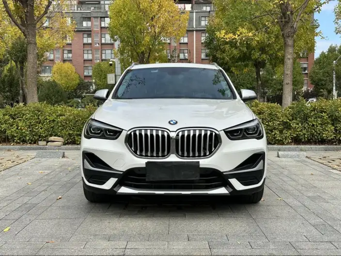 BMW X1 2022 Model sDrive20Li Exclusive Model – фото 2