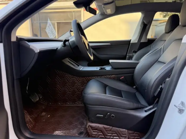 Model Y 2024 Model Rear-wheel drive version – фото 9