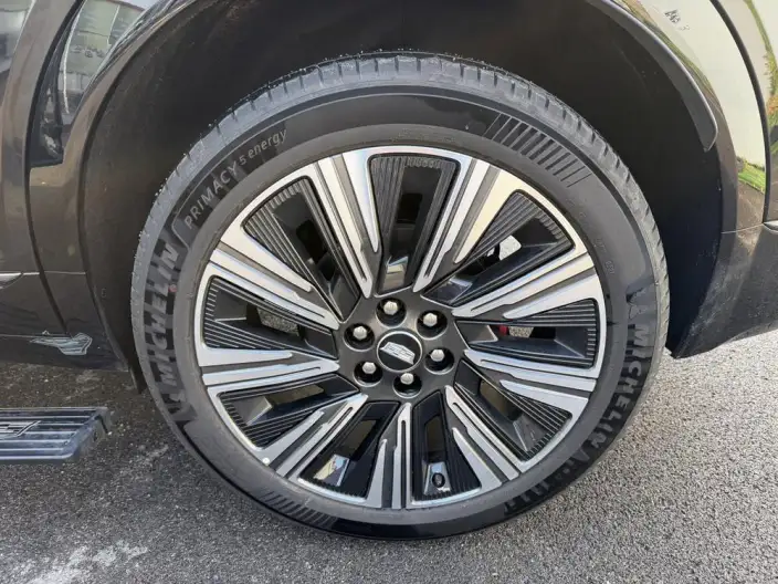 Cadillac XT5 PHEV 2027 Model Smart Hybrid 4WD Pro Max – фото 8