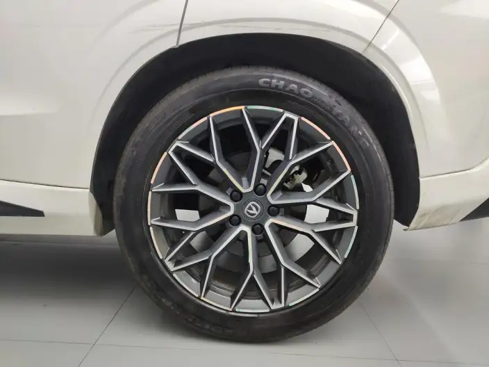 Changan UNI-Z 2025 Model 1.5T DCT Noble Model – фото 9