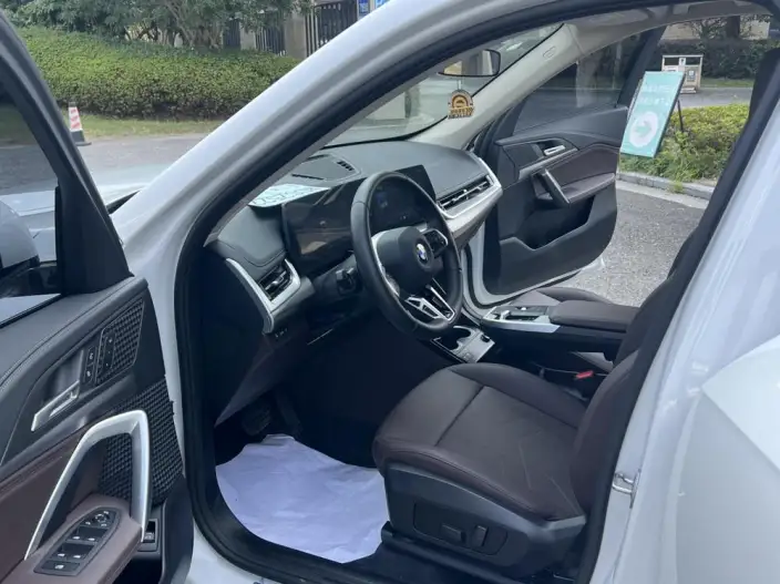BMW X1 2023 Model sDrive25Li M Sports Set – фото 9