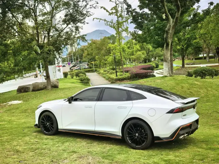 Changan UNI-V 2022 Model 1.5T Sports Edition – фото 5