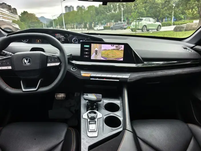Changan UNI-V 2022 Model 1.5T Sports Edition – фото 9