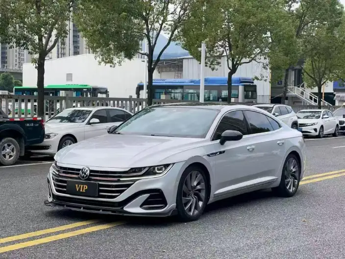 Volkswagen CC 2021 Model 380TSI Dazzling Edition – фото 1