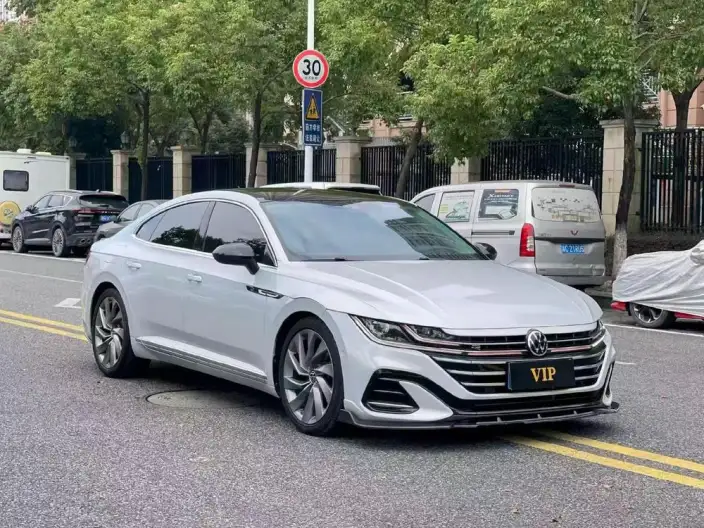 Volkswagen CC 2021 Model 380TSI Dazzling Edition – фото 3