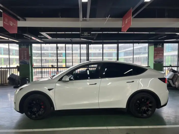 Model Y 2022 Model Facelift Rear-wheel drive version – фото 3