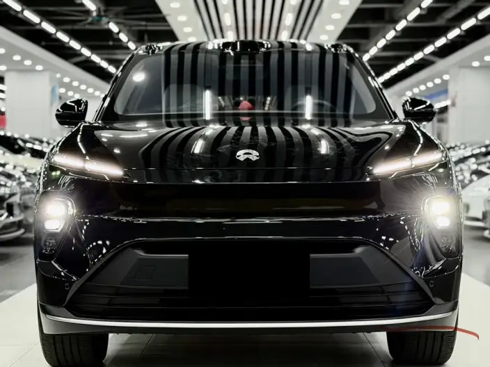 NIO ES8 2023 Model 75kWh – фото 2