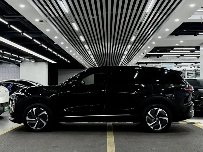 NIO ES8 2023 Model 75kWh – фото 4