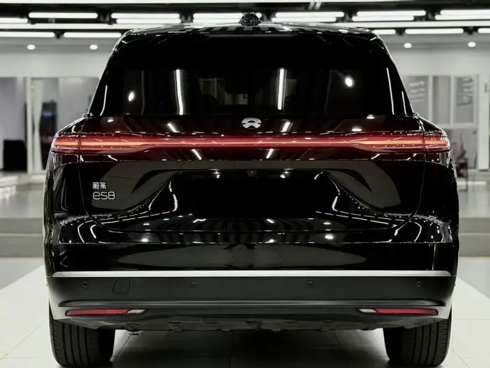 NIO ES8 2023 Model 75kWh – фото 6