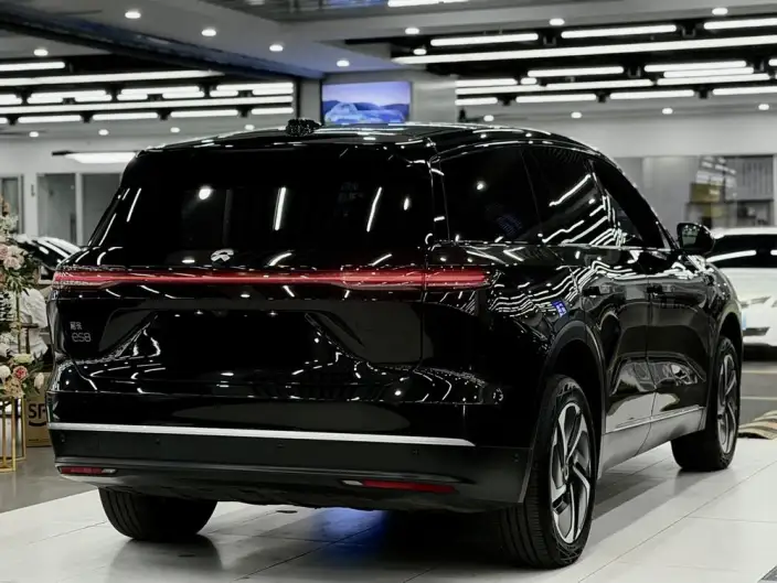 NIO ES8 2023 Model 75kWh – фото 7