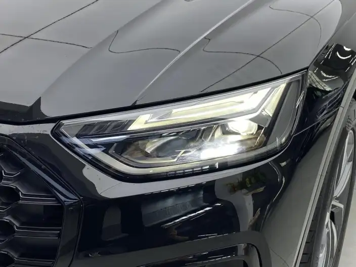 Audi Q5L 2023 Model 40T Luxury Dynamic Model – фото 7