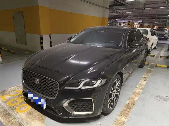 Jaguar XFL 2024 Model 2.0T P250 2WD Exclusive Deluxe Edition