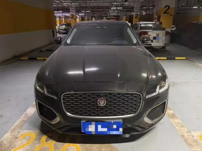 Jaguar XFL 2024 Model 2.0T P250 2WD Exclusive Deluxe Edition