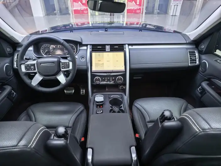 Land Rover Discovery 2023 Model 360PS R-Dynamic S – фото 9