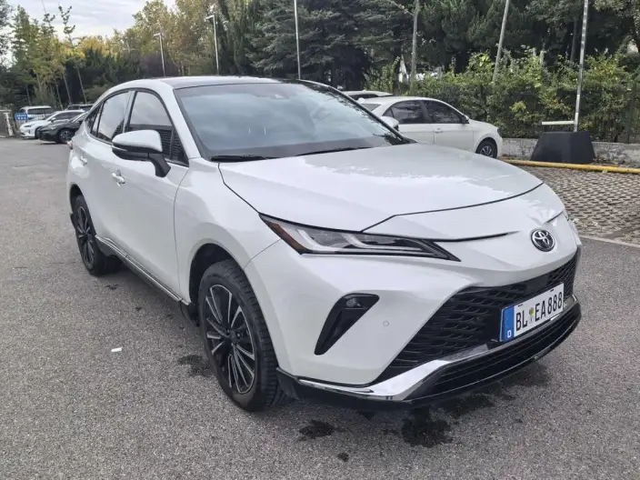 Venza 2022 Model 2.0L CVT 2WD Premium Edition – фото 3